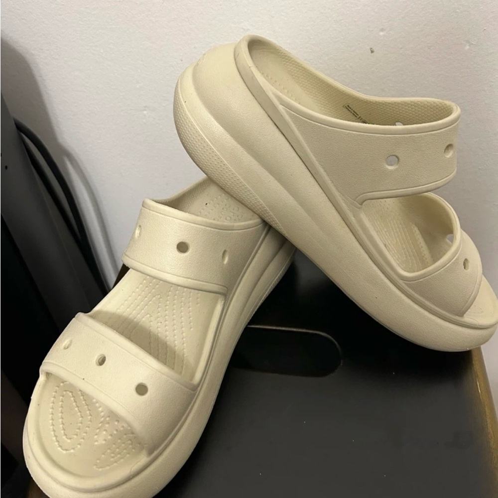 CROCS Cream Slide Sandals